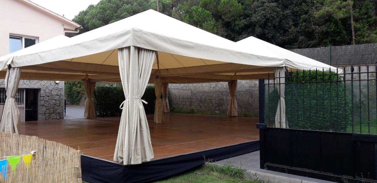 Rent platforms for tents | Eventop Carpas Barcelona