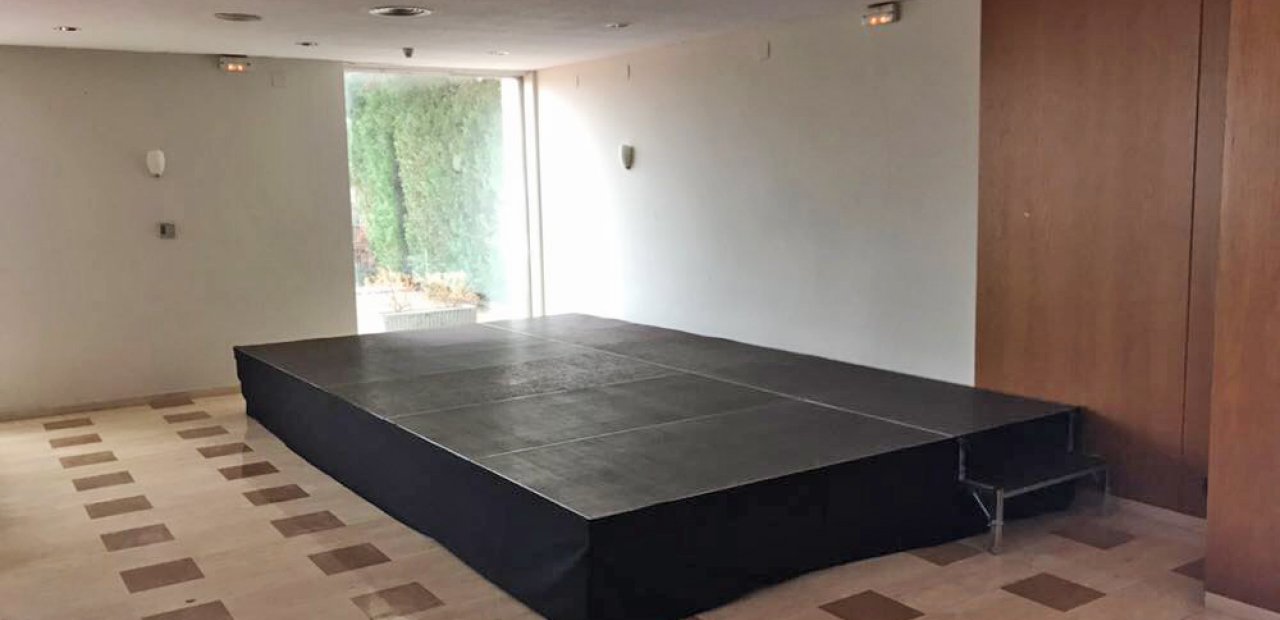 Rental and sale of stages | Eventop Barcelona