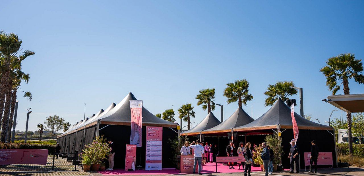 Guía detallada para alquilar una carpa para eventos 