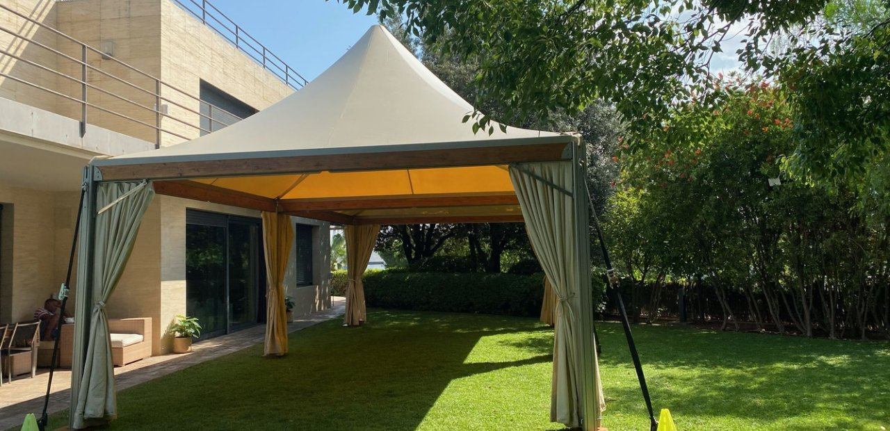 Cómo elegir la carpa ideal para tu evento de verano