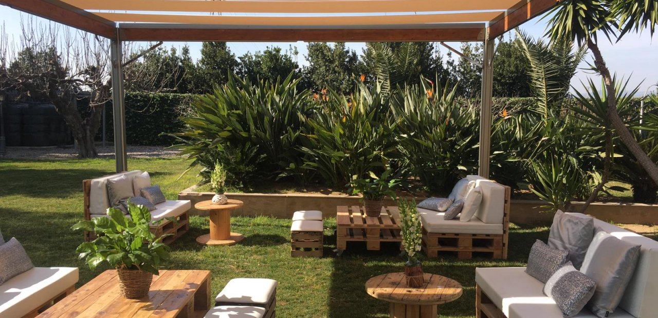 Sombrear espacios con carpas de alquiler