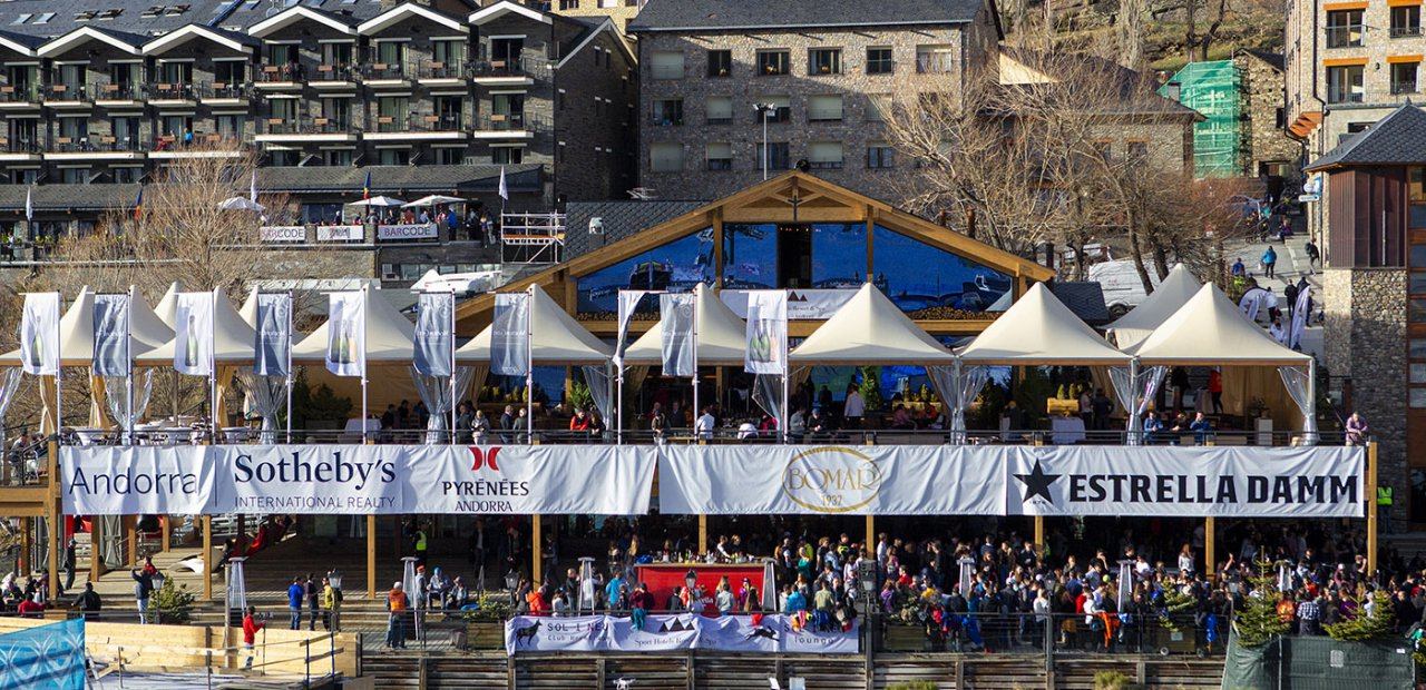 Carpas Eventop VIP para evento deportivo