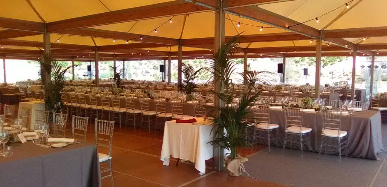 Ventajas de alquilar Carpas para Bodas 