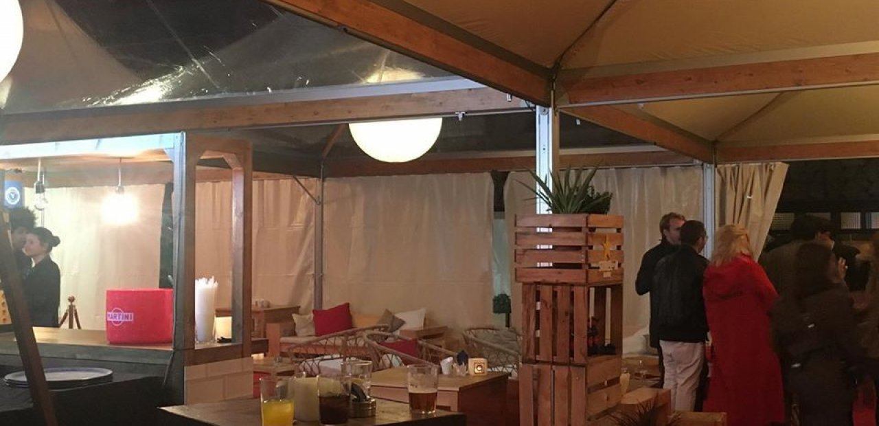 Ventajas de alquilar Carpas para Bodas 